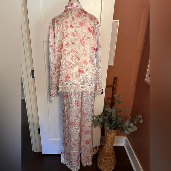 Anthropologie | Rachel Parcell | lace trimmed | floral | 2-piece | XL | pajamas