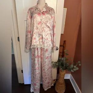 Anthropologie | Rachel Parcell | lace trimmed | floral | 2-piece | XL | pajamas