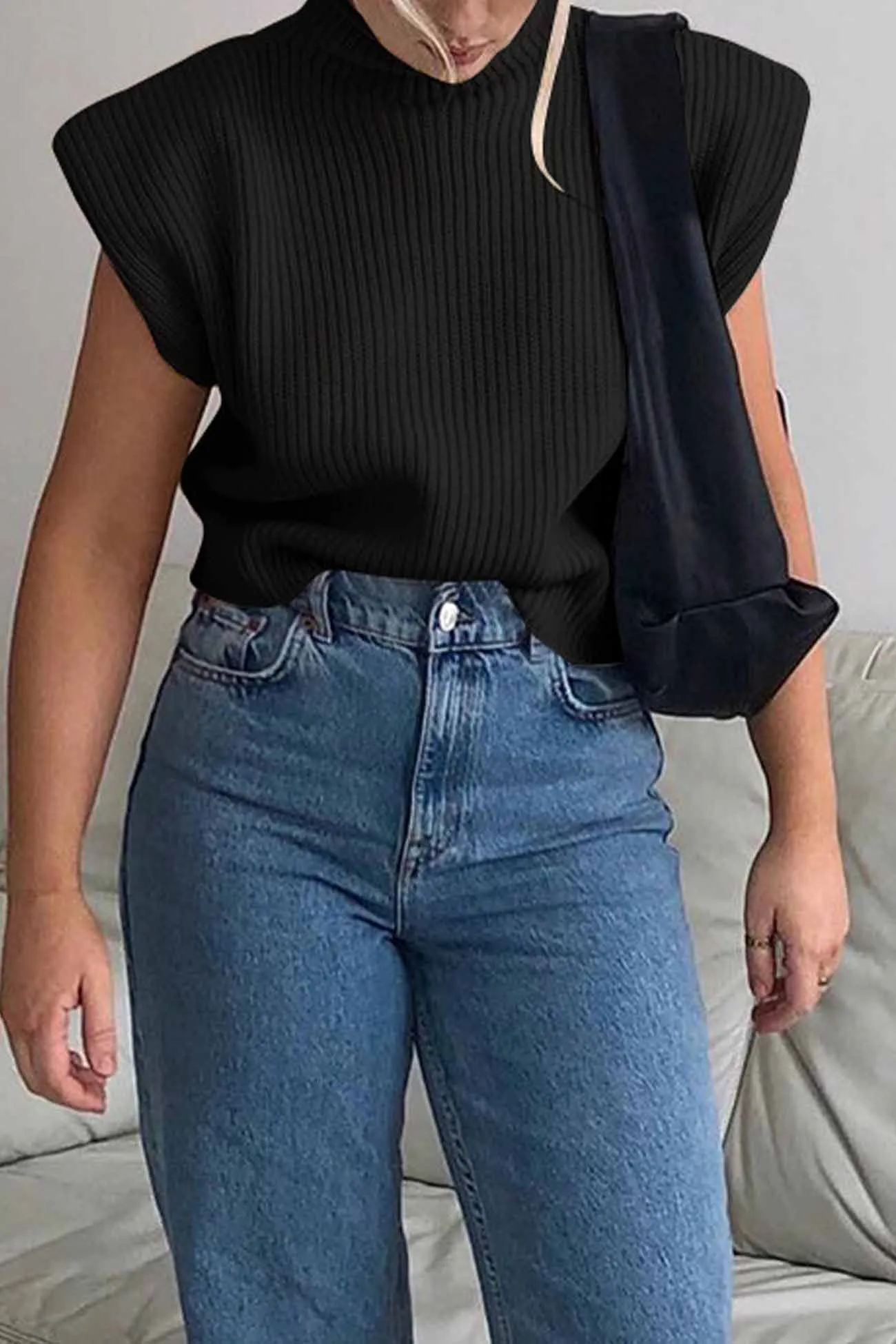 BerryBetty - Solid Mock Neck Sleeveless Sweater