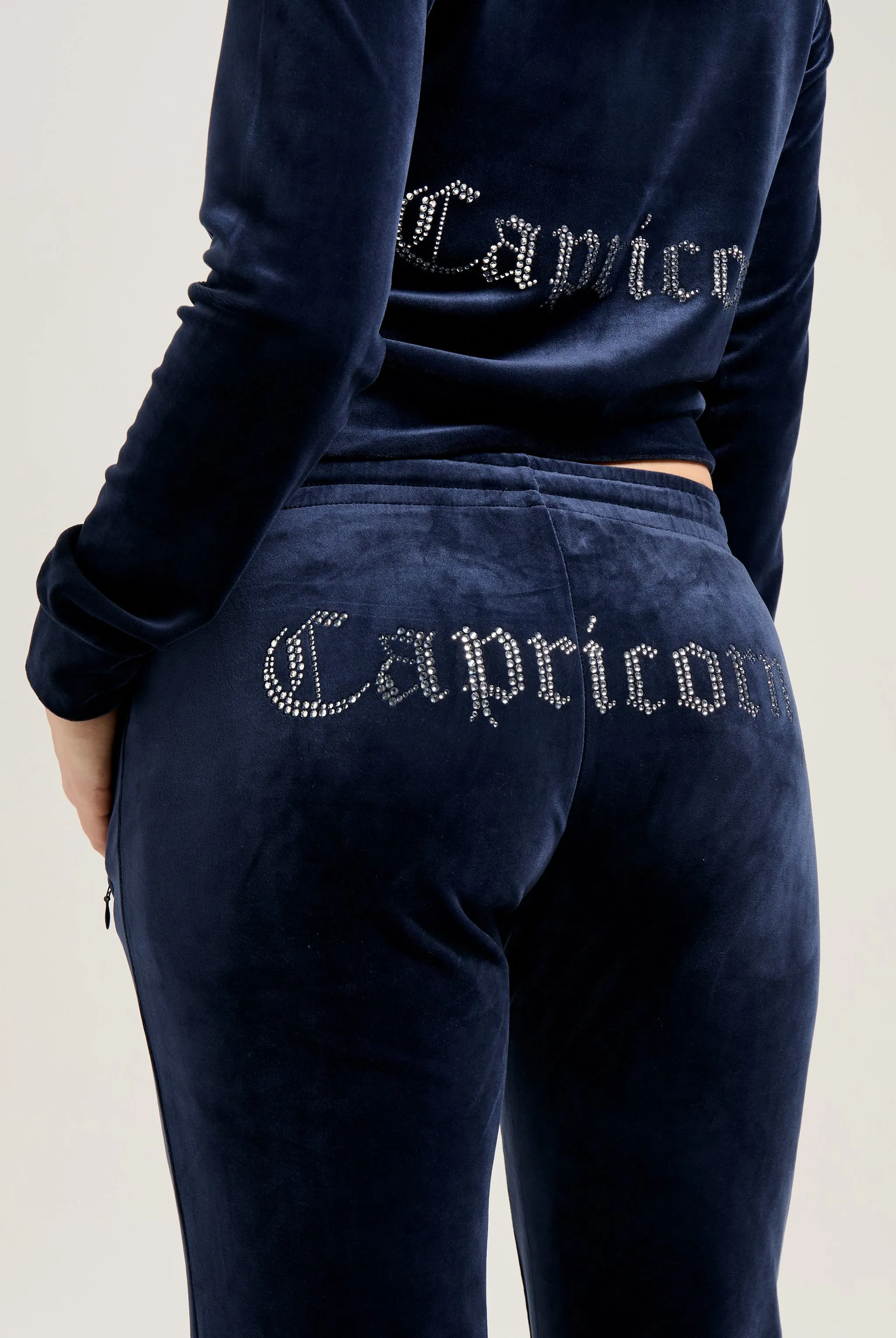 'CAPRICORN' NIGHT SKY DIAMANTÉ VELOUR ZIP-THROUGH HOODIE