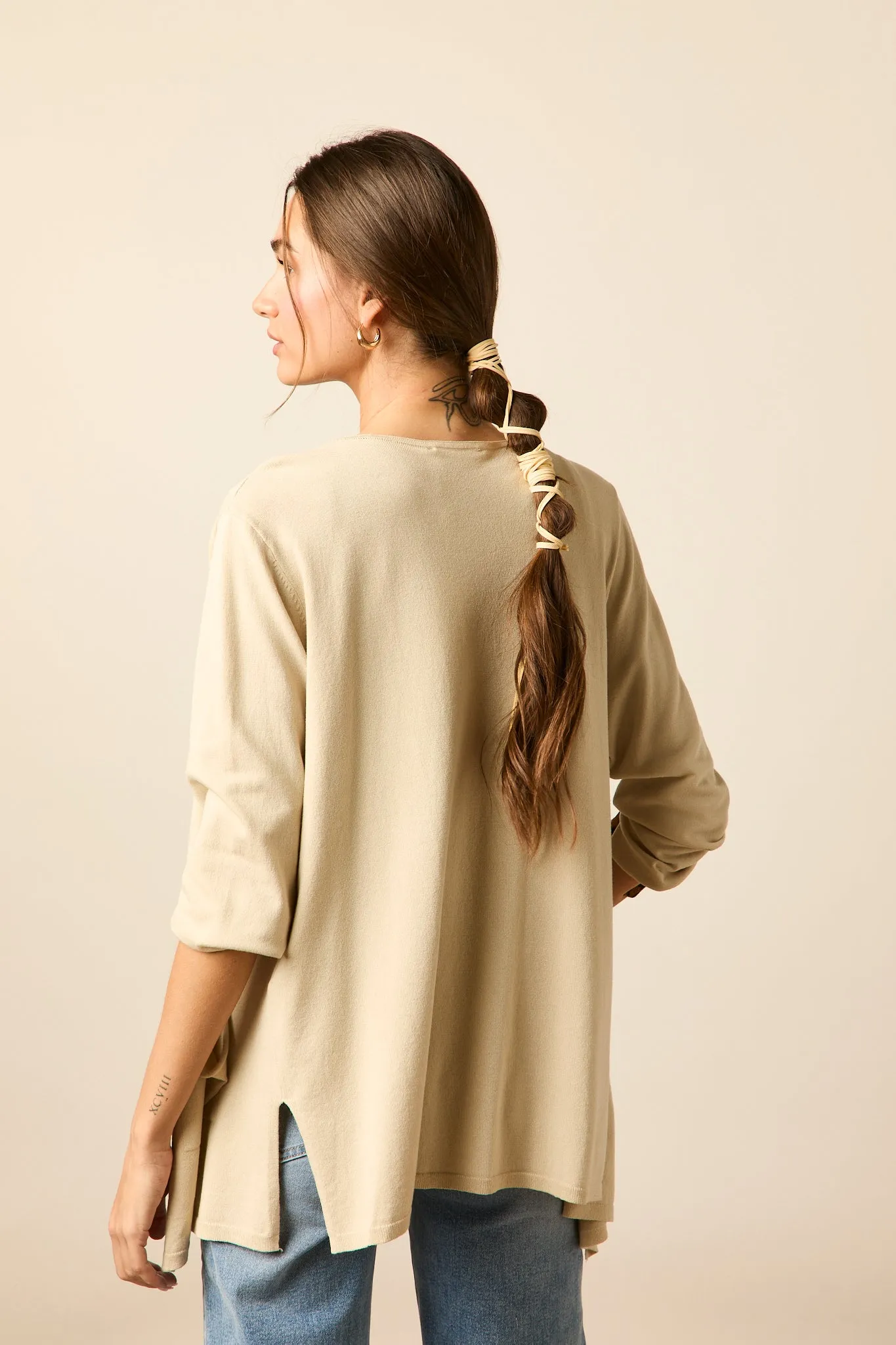 Chaqueta corta punto beige