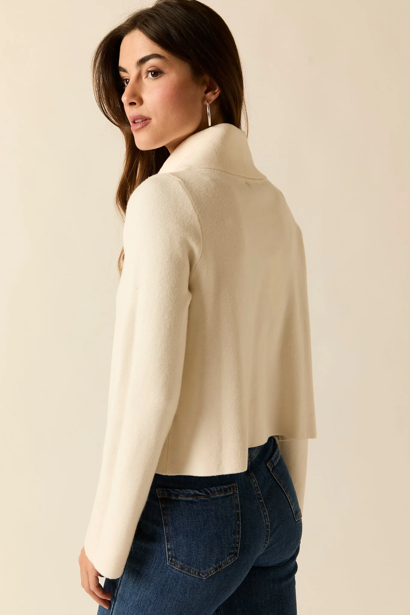 Chaqueta estilo capa cruzado blanco