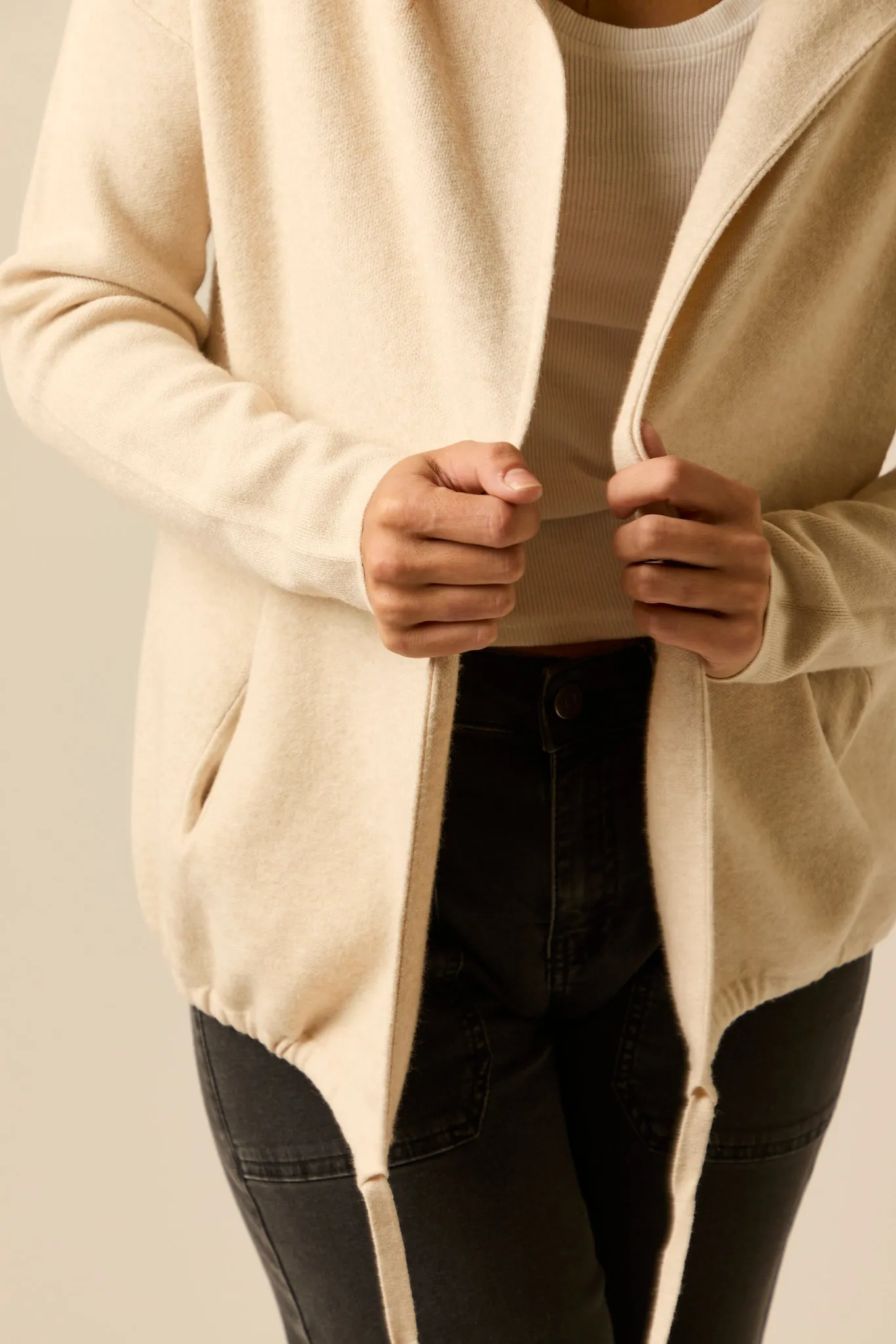 Chaqueta punto capucha beige