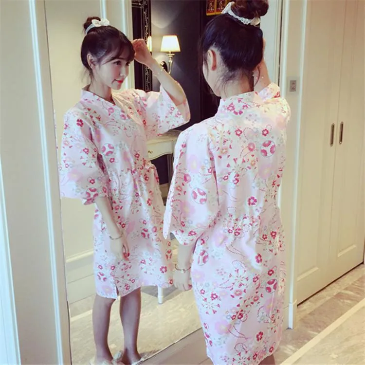 Comfy Floral Print Bath Robe