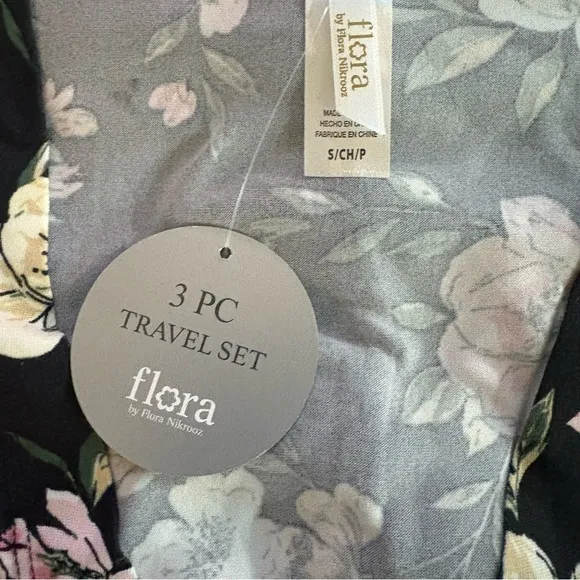 Flora Nikrooz 3 pc travel pajama set new sz Small