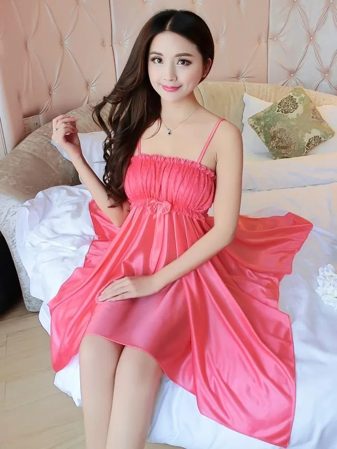 Floral Embroidery Sleeveless Nightgown