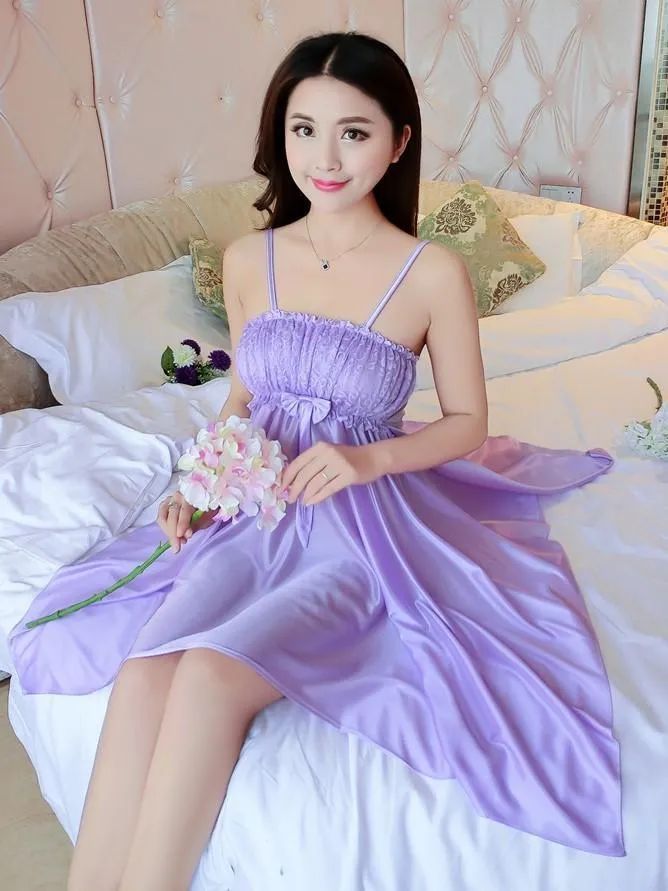 Floral Embroidery Sleeveless Nightgown