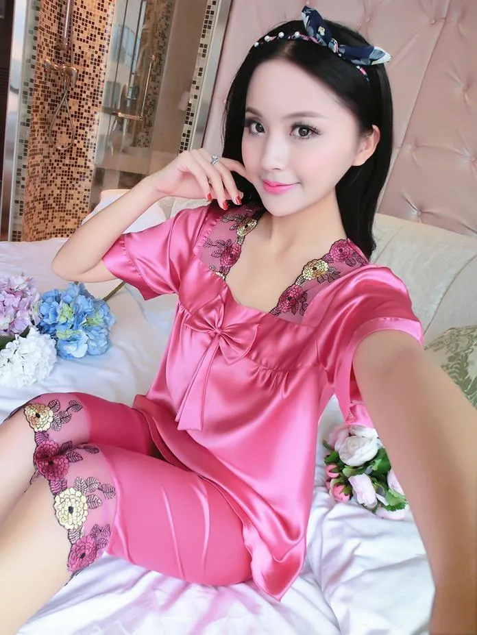 Flowers & Bows Satiny PJ Set