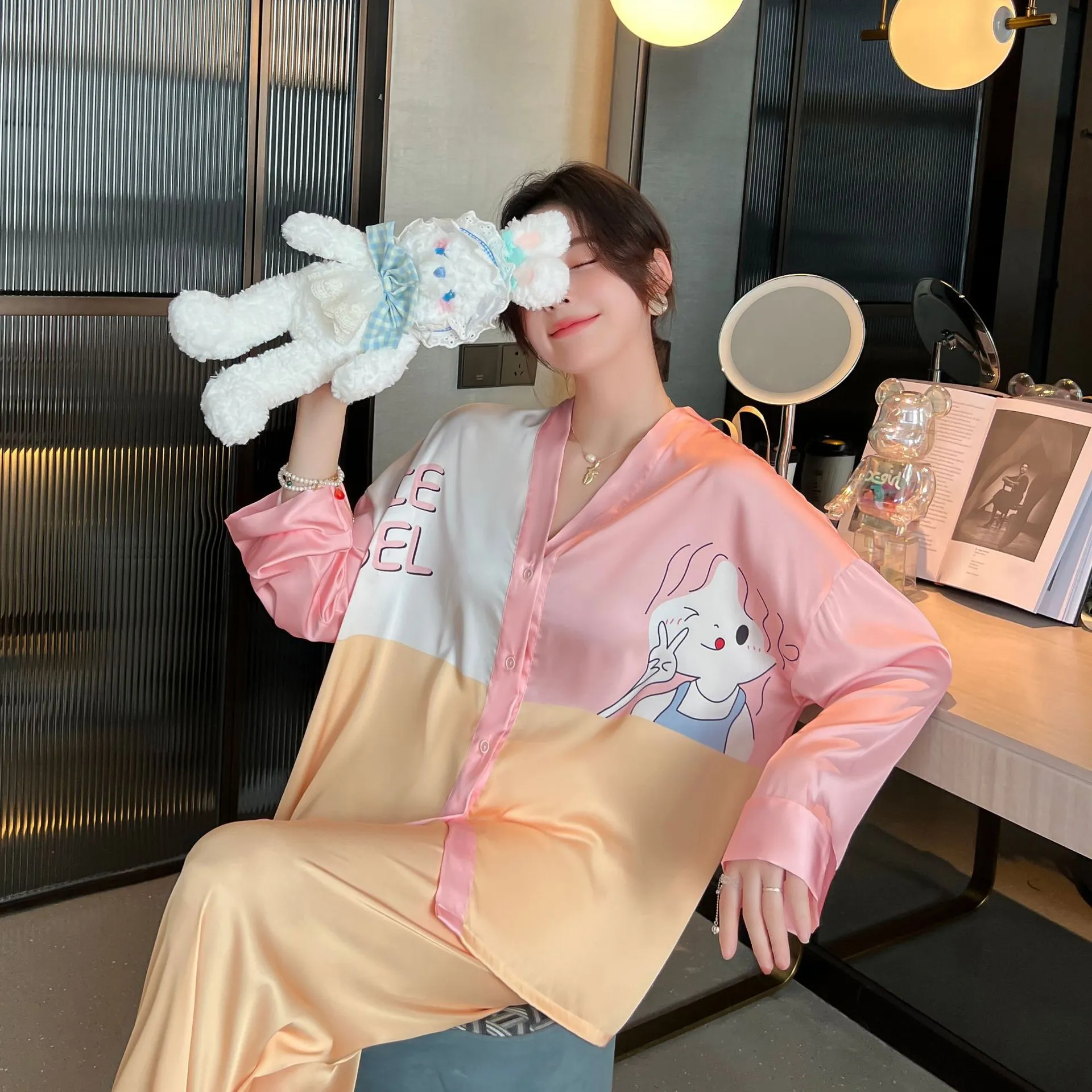 Ladies Ice Silk Pajamas Long Sleeve Cardigan Set