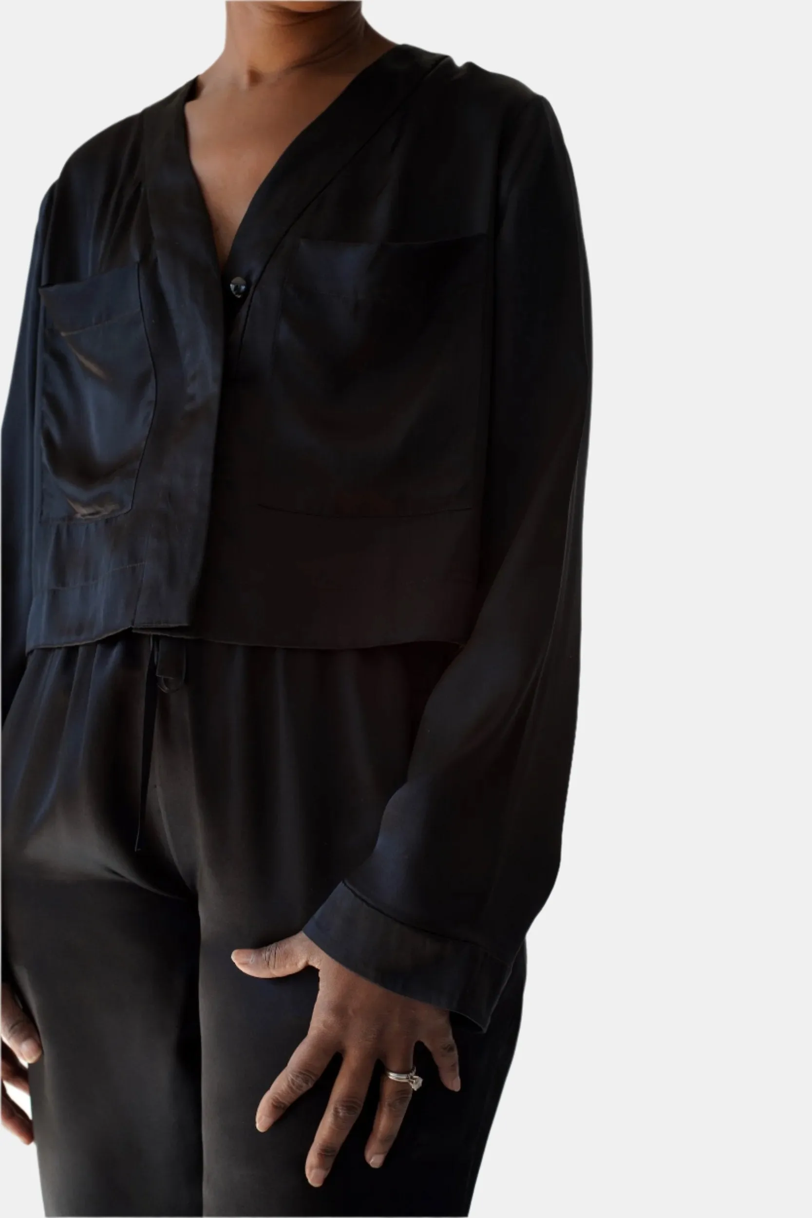 LOLA CROPPED SILK SLEEP SHIRT & BERMUDA SHORT SET IN NOIRE