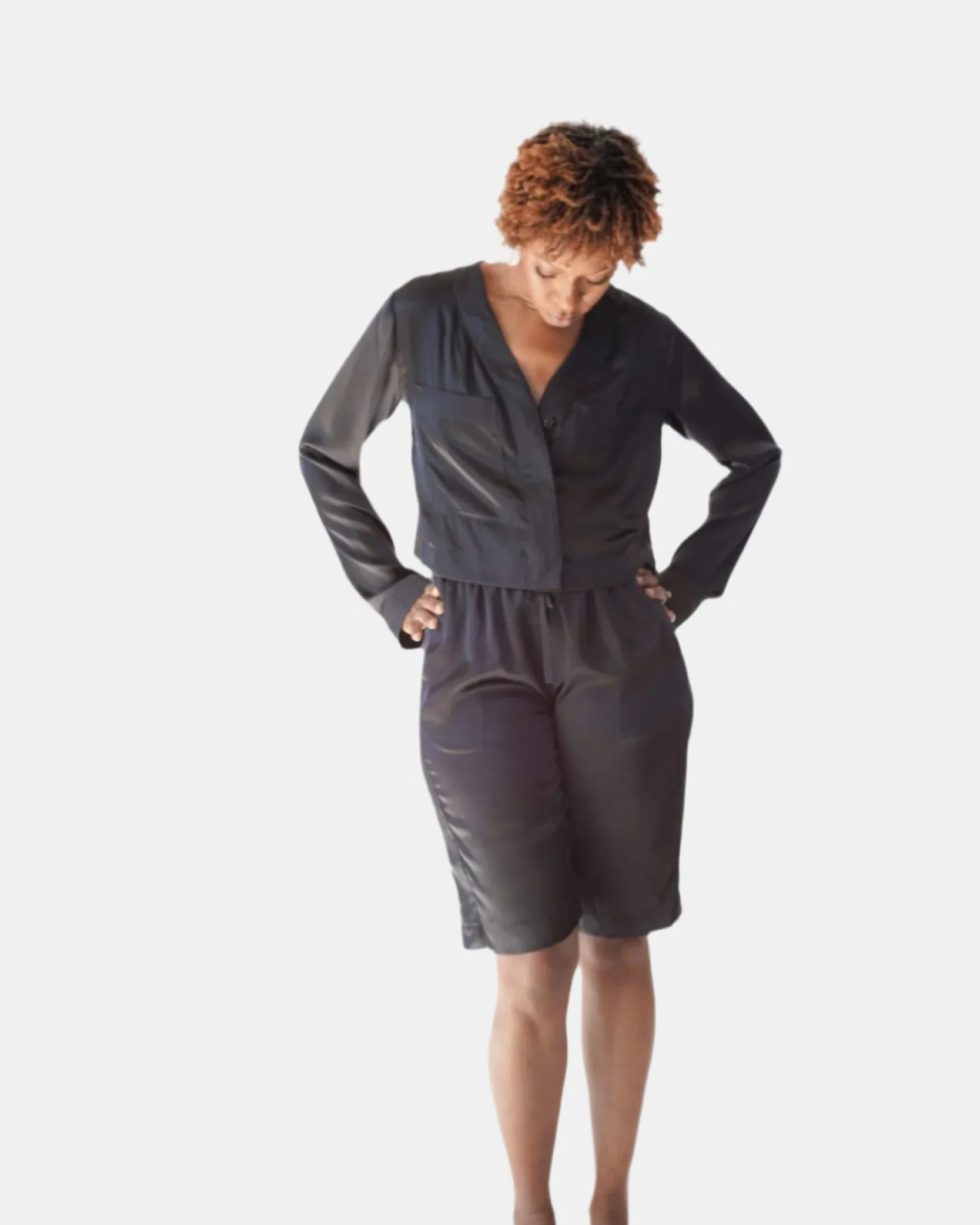 LOLA CROPPED SILK SLEEP SHIRT & BERMUDA SHORT SET IN NOIRE