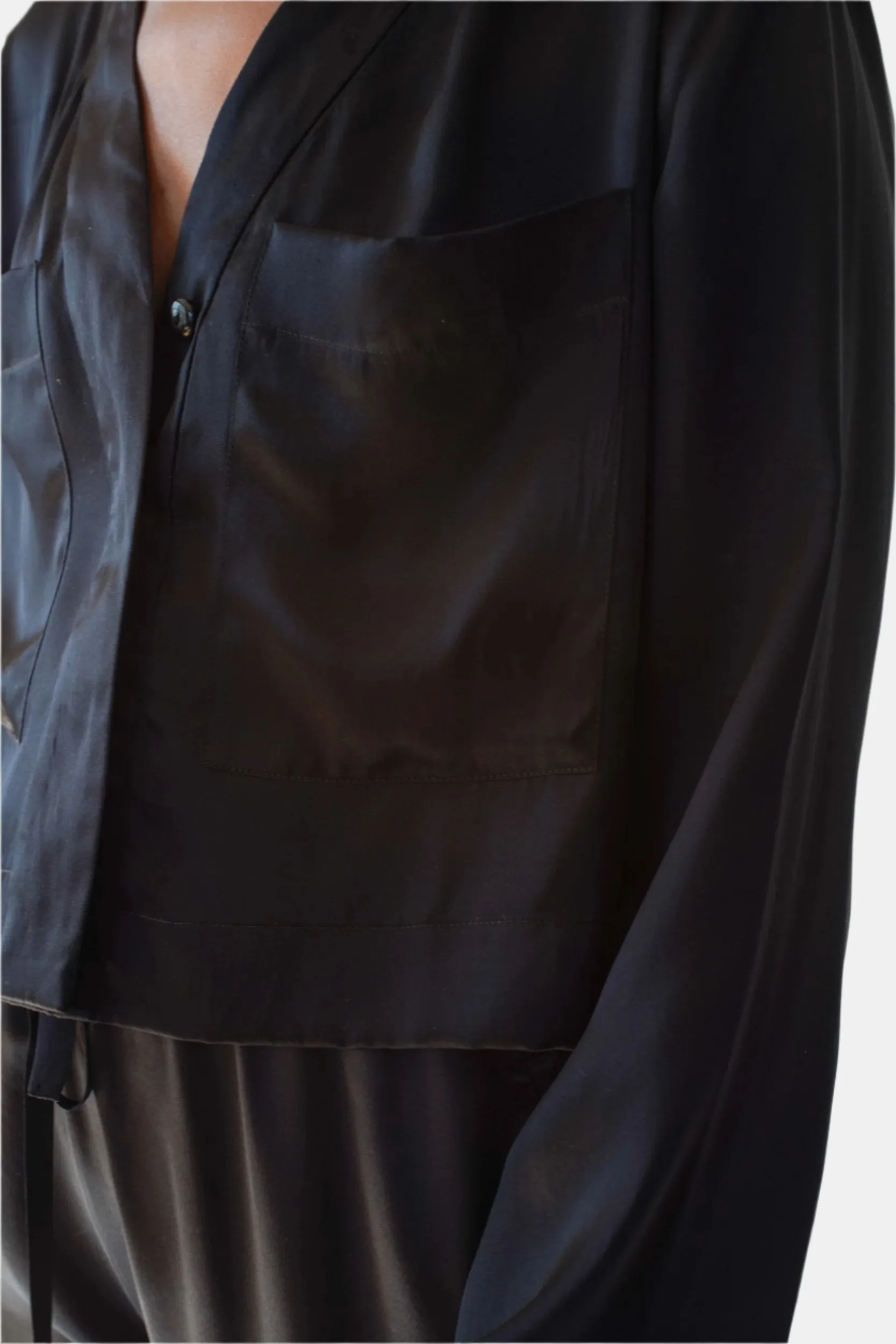 LOLA CROPPED SILK SLEEP SHIRT & BERMUDA SHORT SET IN NOIRE
