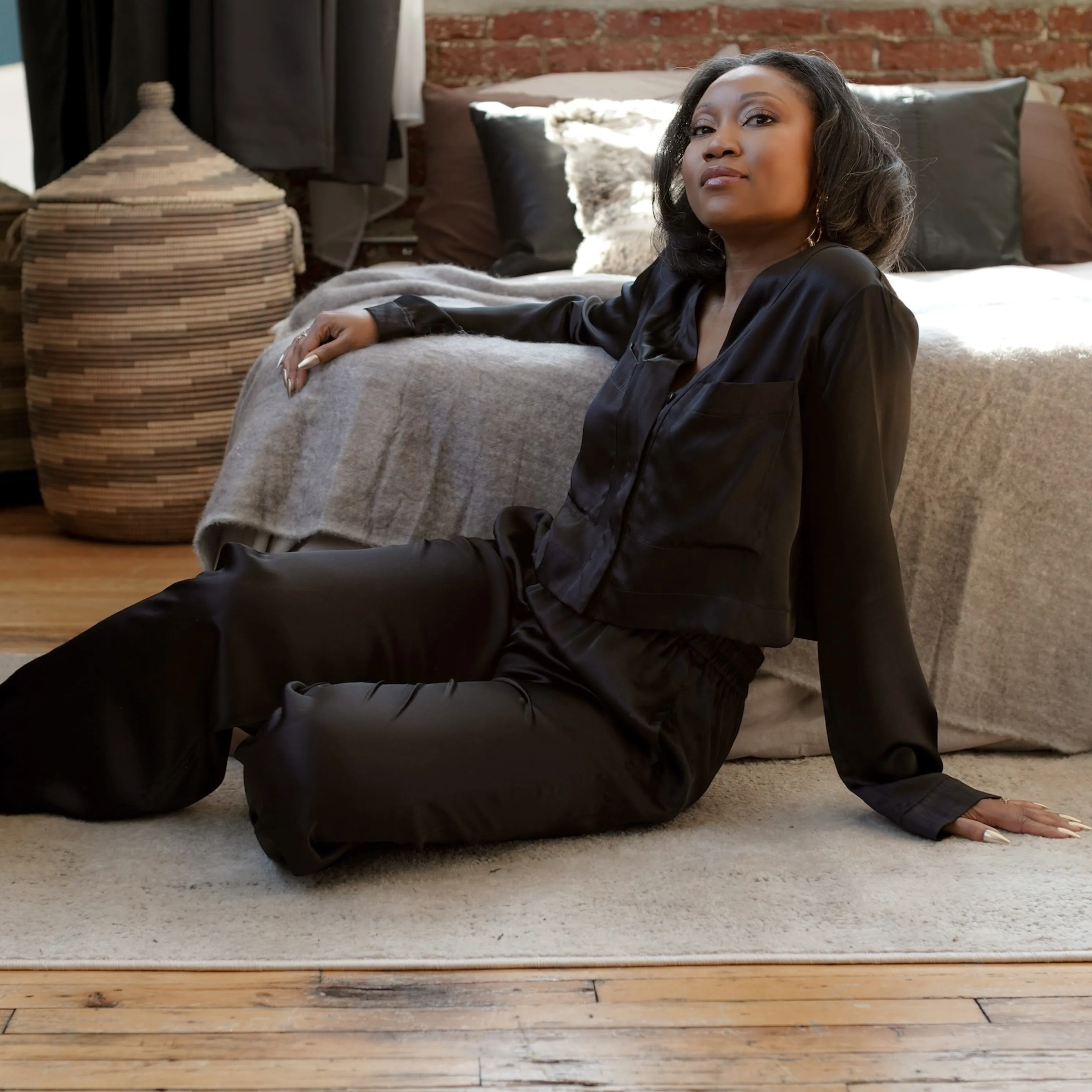 LOLA SILK CROPPED SHIRT DRESS & TUXEDO PANT IN NOIRE