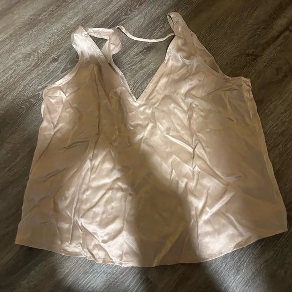 Luyna silk pajamas small never worn out