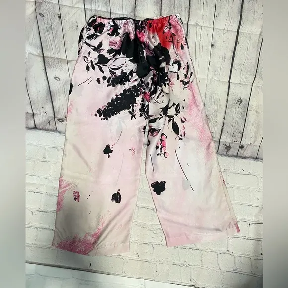 Natori silky floral pajamas