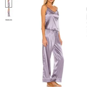 NWOT Revolve | Lovers   Friends Madison PJ Set | Lilac | Size XL