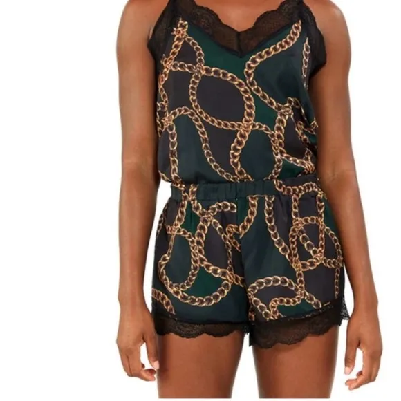 NWT Plush Pajamas Short Two Piece Set in Size Small
