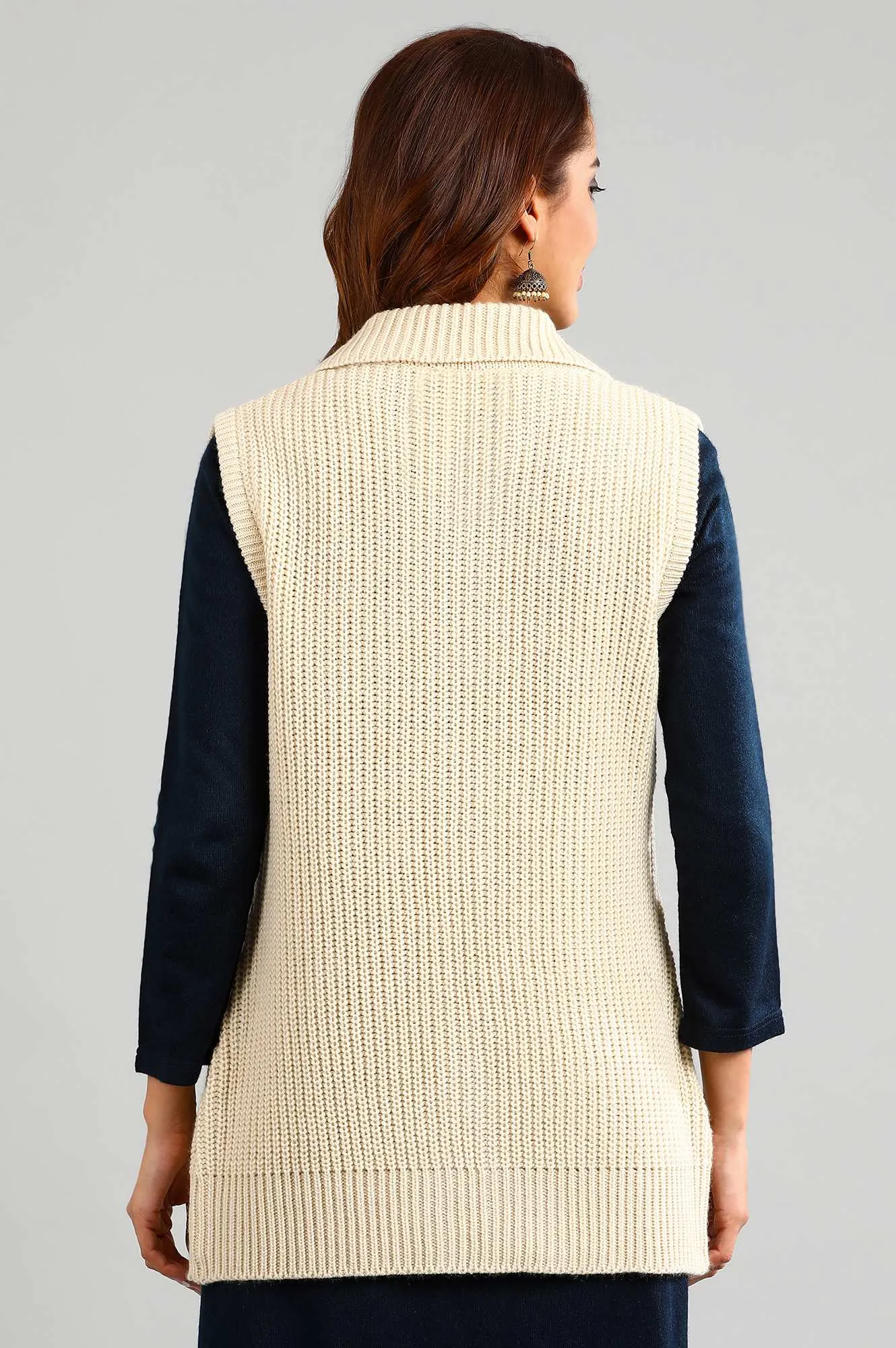 Off-White Shirt Collar Solid Sweater