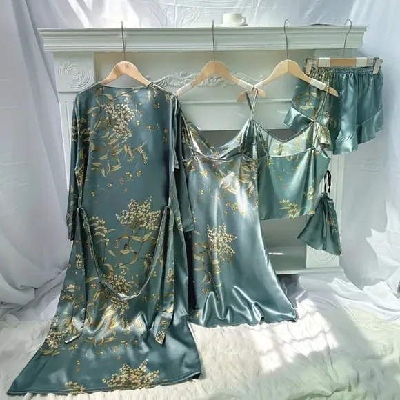 Satin Pajama Lingerie Set of 4 Pieces Robe Slip Cami Top Shorts SZ M✨🔥🔥🔥