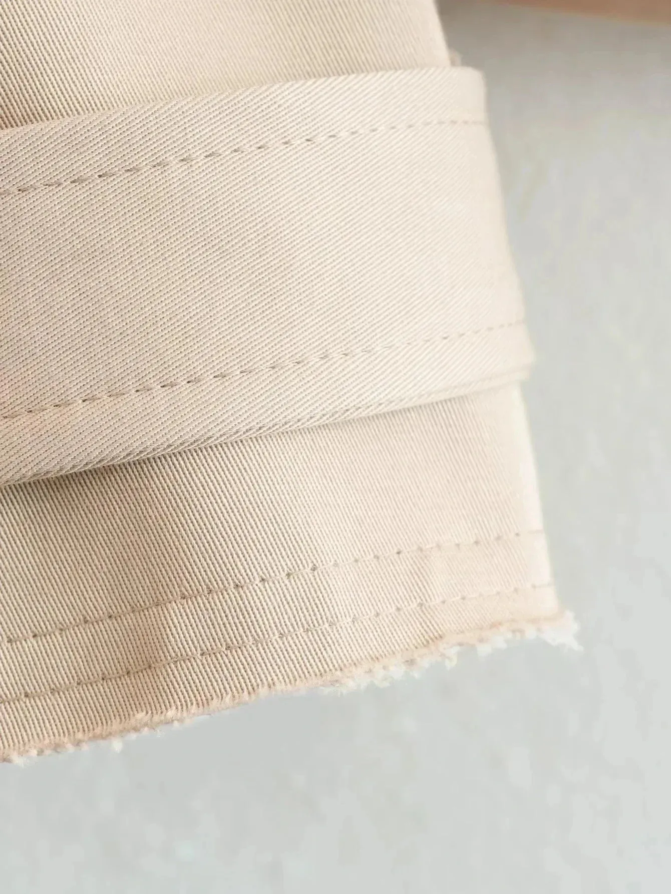 Stylish Beige Cropped Trench Coat for Ladies