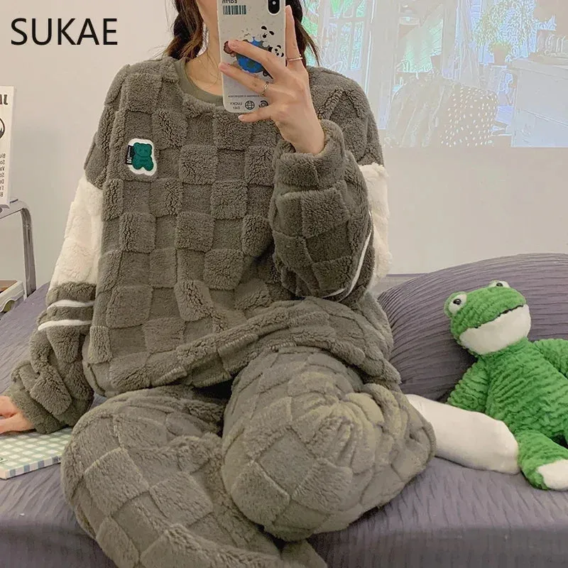 SUKAE HQ Chinese Thick Velvet Winter Women Thermal Pajamas Set Long Sleeves Pijamas Pink Bear Preppy Sleepwear Korean Pyjamas