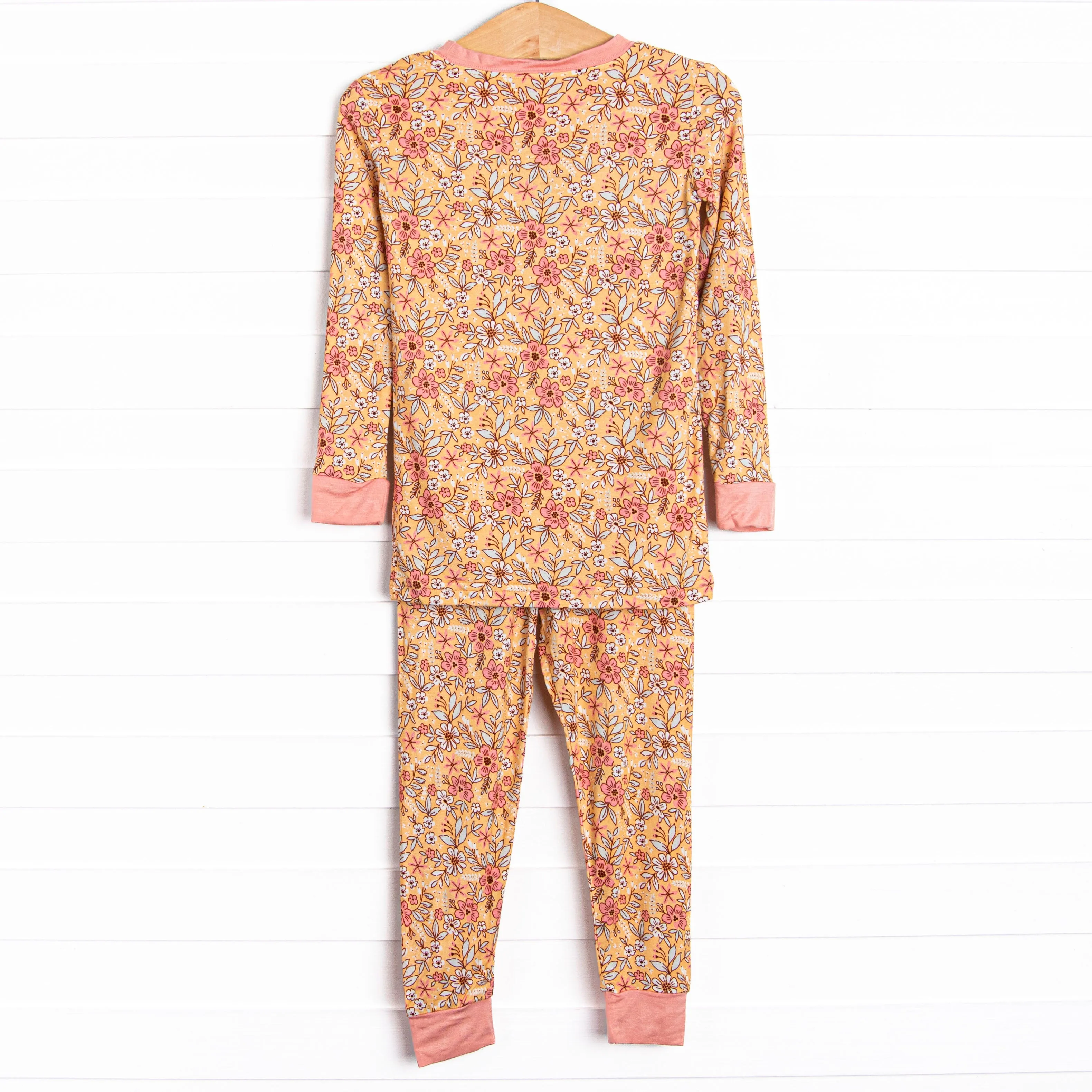 Unbe-leaf-able Bamboo Pajama Set, Yellow
