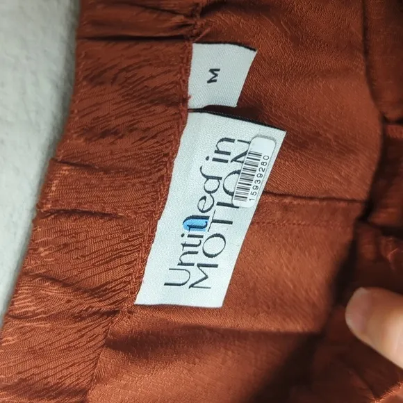 Untitled in Motion Silk Pajamas Women's Medium Rust Pants