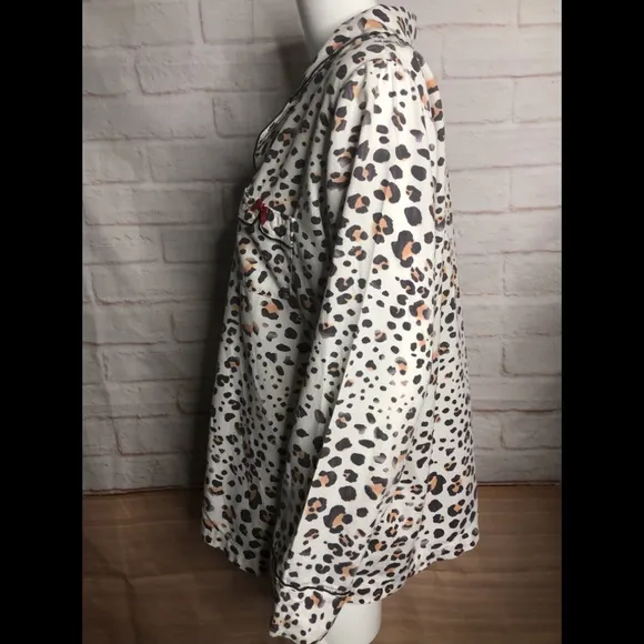 Victoria’s Secret 2 woman pajamas top size M