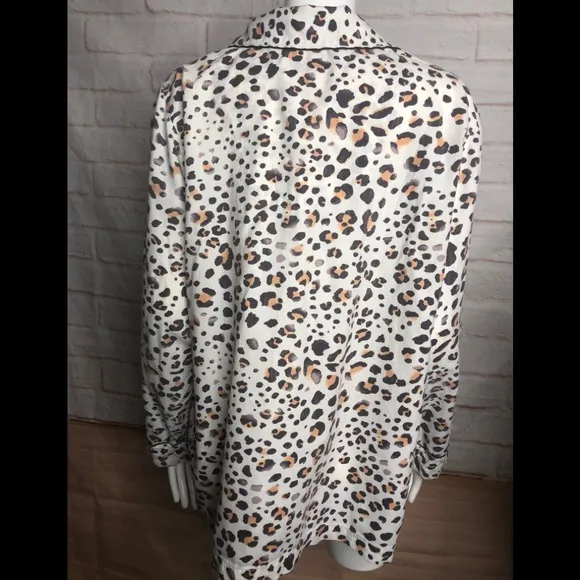 Victoria’s Secret 2 woman pajamas top size M