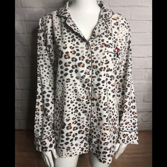 Victoria’s Secret 2 woman pajamas top size M