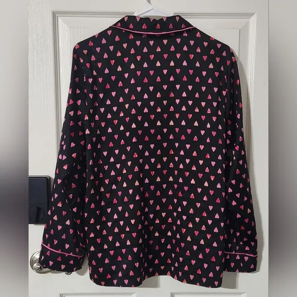 Victorias Secret Valentine’s Day hearts pajama’s, Small