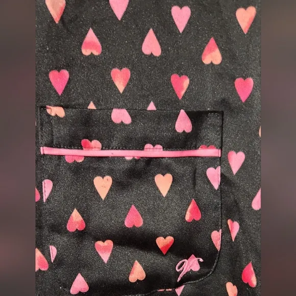 Victorias Secret Valentine’s Day hearts pajama’s, Small