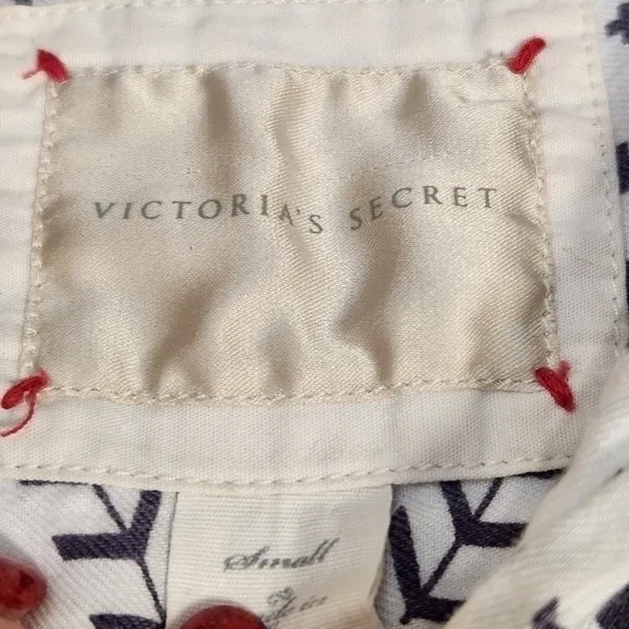 VTG Victorias Secret S Long Sleeve 2pc Snowflake Pajamas w/ Pockets‎ Silk Trim