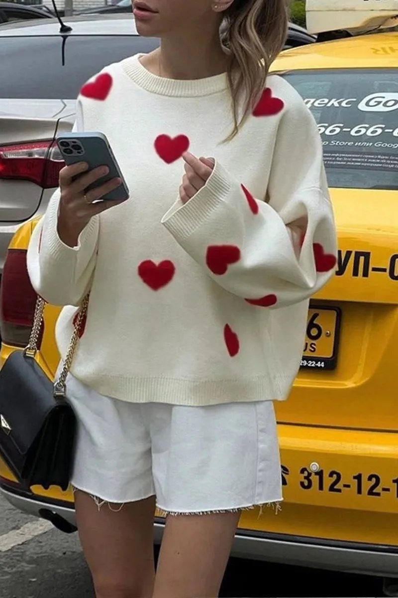 WK0110 Hearts Loose Fit Sweater