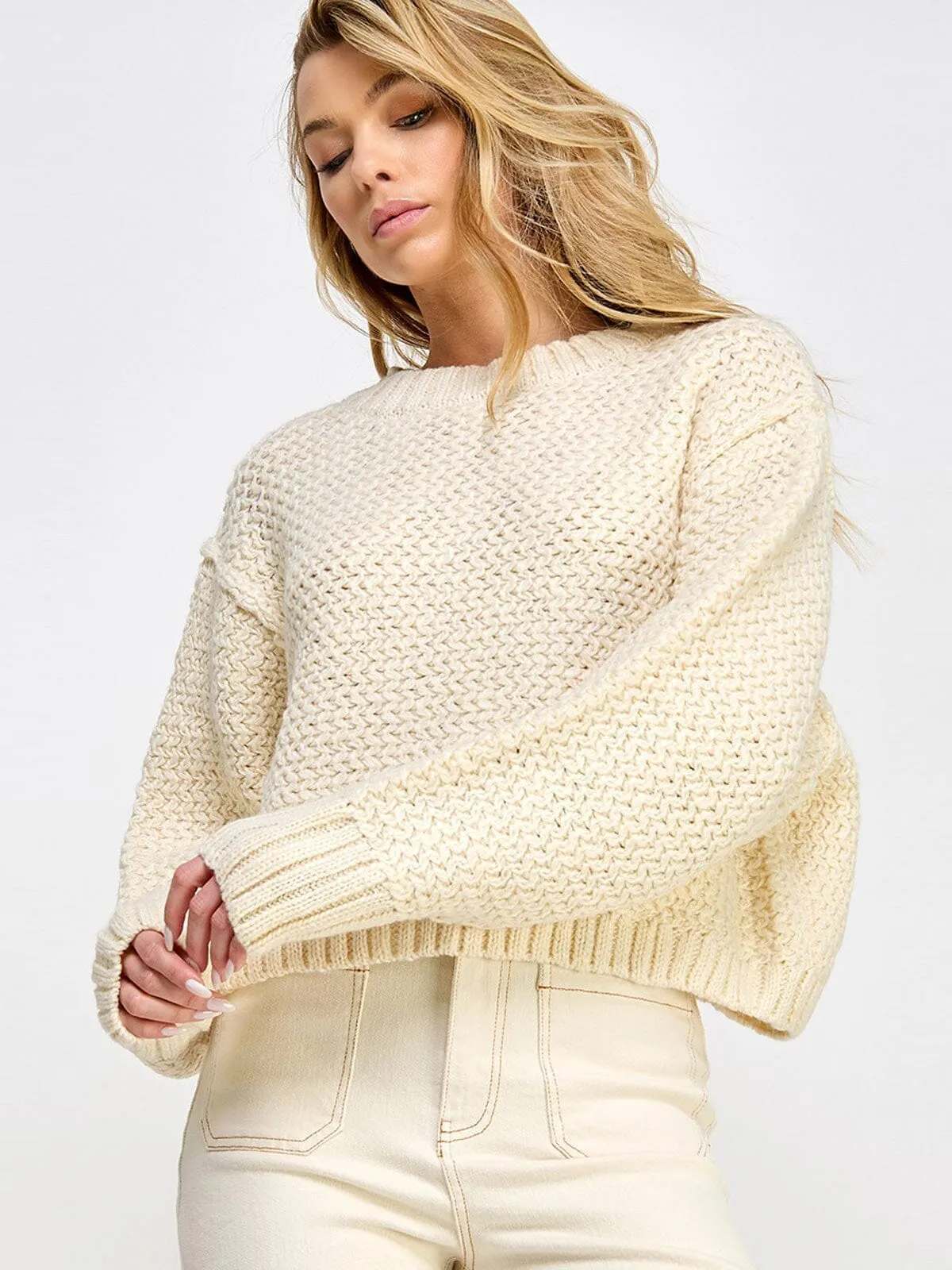 WOMEN'S LONG SLEEVE KNIT PULLOVER SWEATER