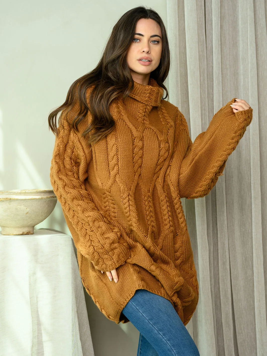 WOMEN'S LONG SLEEVE MOCK NECK SWEATER